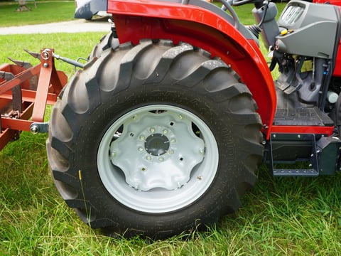 2024 Massey Ferguson 1835M Tractor w/ Front Loader & Bucket – Rear Box Blade Not Included — photo 18