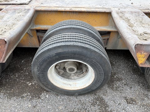 1978 Transport Trailers CR35TXF 17ft x 8ft TRI/A Lowboy Trailer — photo 6