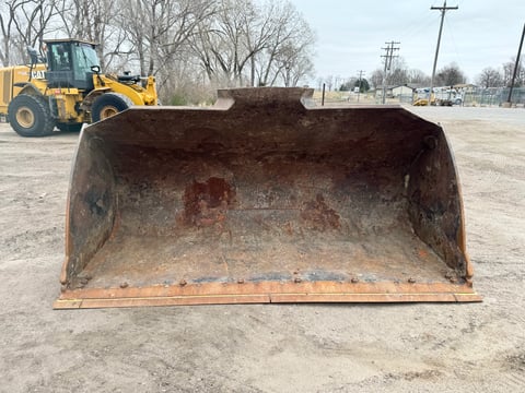 127" Wheel Loader Bucket — photo 2