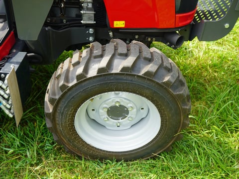 2024 Massey Ferguson 1835M Tractor w/ Front Loader & Bucket – Rear Box Blade Not Included — photo 21