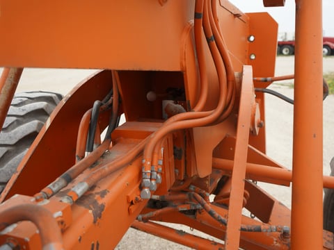 Champion 710A Motor Grader — photo 12