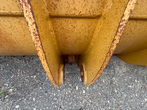 114" Pin OnWheel Loader Bucket  — photo 8