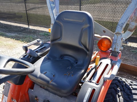 Kubota B7510 Utility Tractor — photo 5
