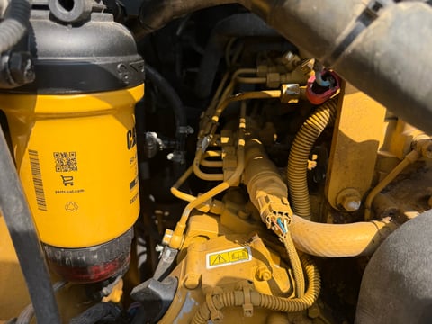  Inoperable Needs New Engine - 2021 Caterpillar 226D3 Skid Steer  — photo 16