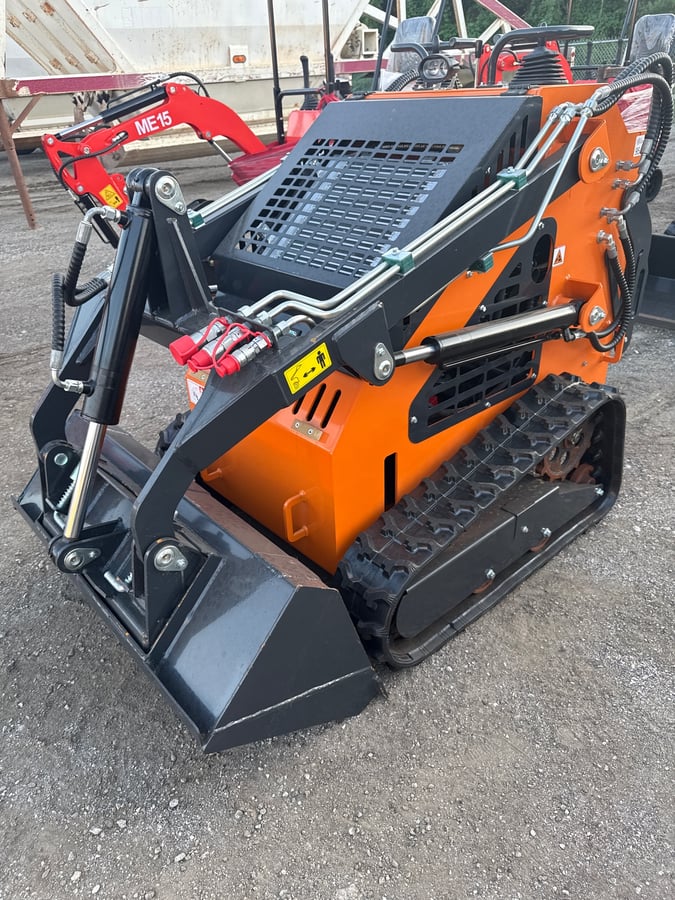 2025 LandHonor LHR-HT380Q1 Mini Skid Steer Loader (Unused)
