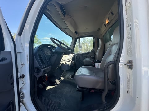 2007 Freightliner M2 106 S/A Dump Truck — photo 10