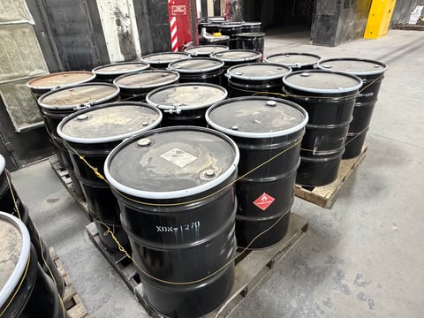 16 Drums of Sherwin-Williams Duraspar 440 Black Dip Enamel (Hazardous Material - See Special Pickup Terms) — photo 4