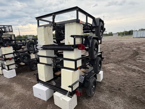Qty of (4) 2027 Carry-On Trailers Z5X8GW2K — photo 3