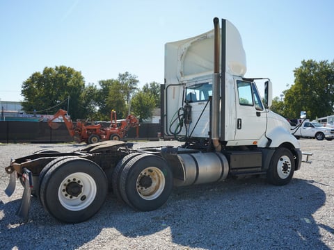 2016 International LF687 ProStar+ T/A Daycab Truck Tractor — photo 4