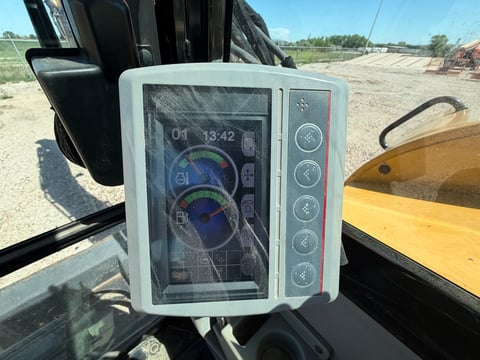 2014 Caterpillar 308E2CR Mini Excavator W/Thumb — photo 13