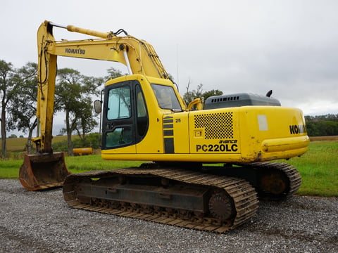 1996 Komatsu PC220LC-6LC Hydraulic Excavator — photo 6