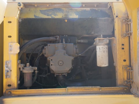 2002 Komatsu PC220LC-7L Hydraulic Excavator — photo 41