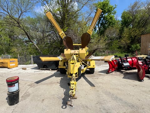 44" Vermeer Tree Spade Portable — photo 2