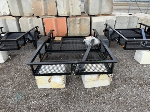 Carry-On 4ft x 6ft Mesh Floor Utility Trailer — No Title, Bill of Sale Only — photo 2