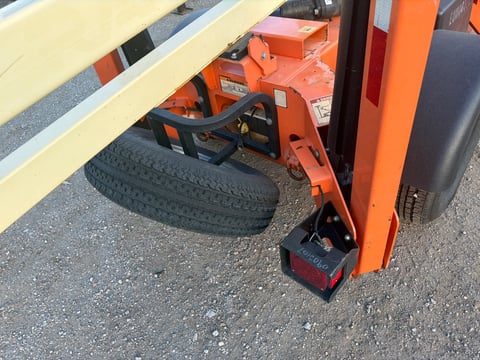 2019 JLG T350 Boom Lift 35' Towable Articulated — photo 17