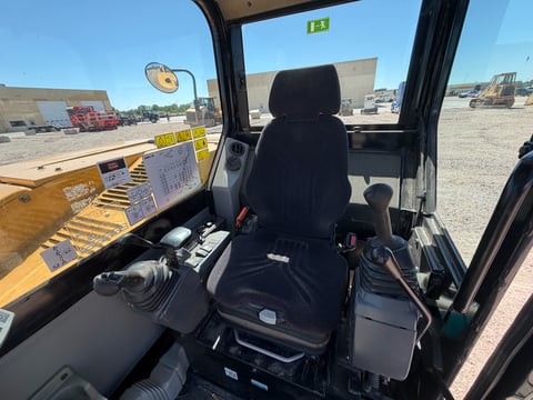 2014 Caterpillar 308E2CR Mini Excavator W/Thumb — photo 11