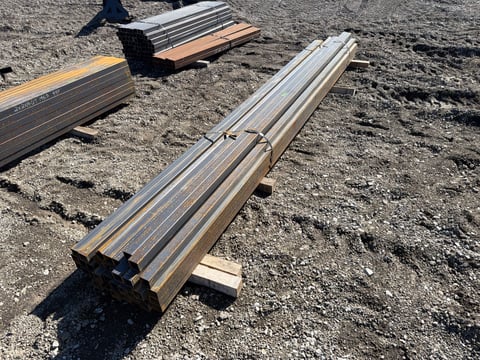 Bundle of Steel Square Tubing, Mixed Sizes, Approx. 37 Pcs, 140.5in Long — photo 3