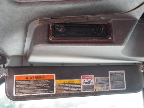 1997 Mack RD690S 4000 Gallon Water Truck — photo 17