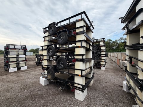 Qty of (6) 2027 Carry-On Trailers Z5X8GW2K — photo 4