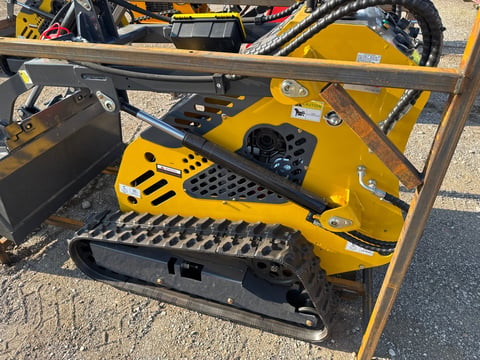 2026 SDLANCH SSL60 Mini Skid Steer Loader (Unused) — photo 8