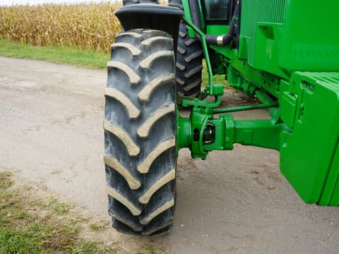 1992 John Deere 4960 Tractor  — photo 13