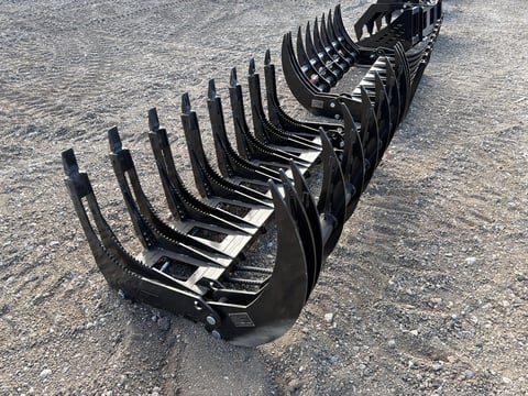 2026 Giyi Gy-CLG72 72in Skid Steer Hydraulic Root Grapple Rake (Unused) — photo 4