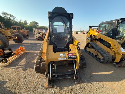 2018 Caterpillar 299D2 XHP Forestry Package Compact Track Loader - No Mulcher Head - Inoperable, Needs New Engine, Selling As-Is — photo 2