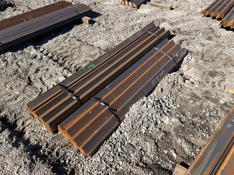 (122) 3in x 2in Steel Angle Iron, 2 Bundles, 71in & 82in Long — photo 4