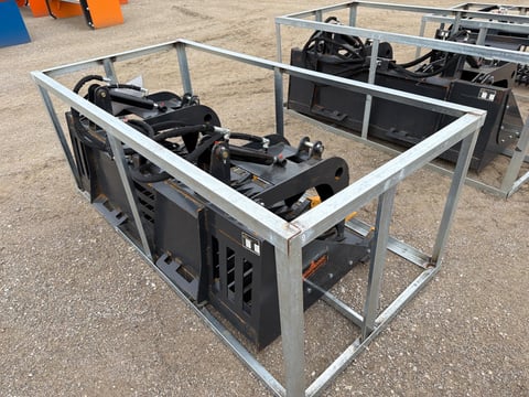 LandHonor RGB-11-72W 72in Heavy-Duty Skid Steer Rock Grapple — photo 3