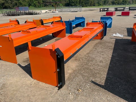 Kit Containers 12' Skid Steer Pusher with Replaceable Shoes and Blade — photo 4