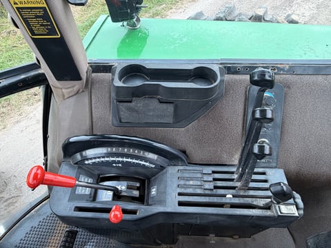 1992 John Deere 4960 Tractor  — photo 36