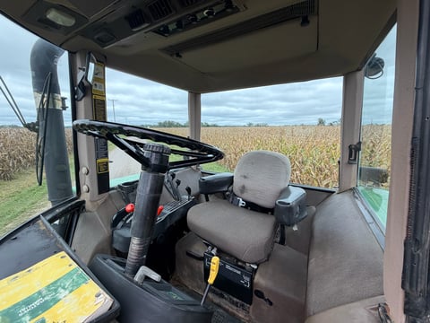 1992 John Deere 4960 Tractor  — photo 31