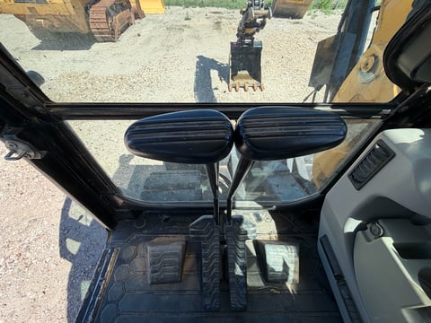 2014 Caterpillar 308E2CR Mini Excavator W/Thumb — photo 17