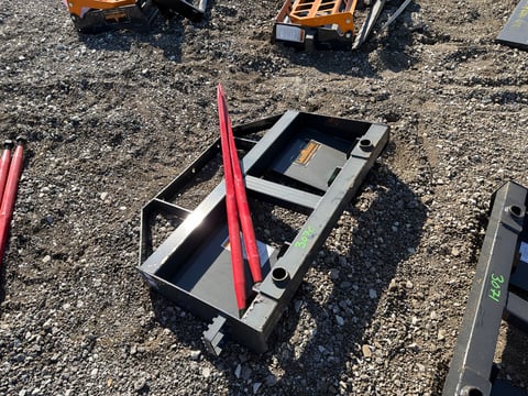 2026 LandHonor BS-12-2500G Skid Steer Bale Spear (Unused) — photo 3