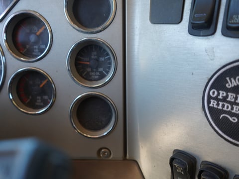 2018 Mack Granite GU713 Quad/A Dump Truck — photo 23