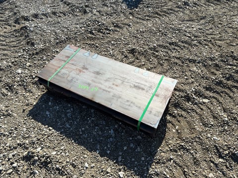 Qty of (4) Skid Steer Universal Quick-Attach Weld-On Mount Plates (Unused) — photo 4