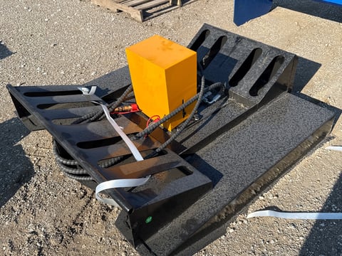 2026 Giyi Gy-MBC53 Mini Skid Steer Brush Cutter (Unused) — photo 5
