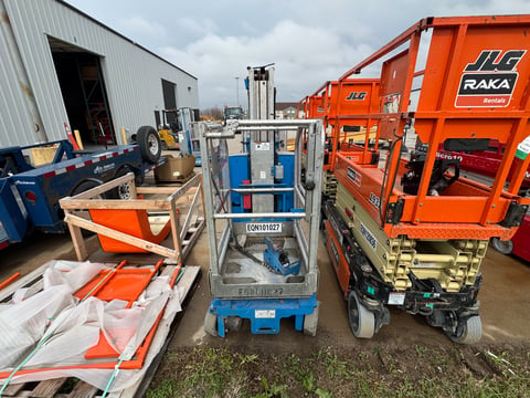 2019 Genie GR-20 Vertical Mast Lift Inoperable — photo 11
