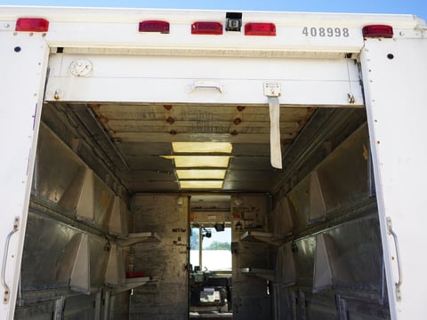 1998 Freightliner MT45 Step Van — photo 25