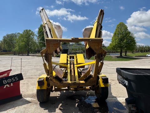 44" Vermeer Tree Spade Portable — photo 9
