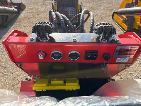 2026 SDLANCH SSL580 Ride-On Skid Steer Loader (Unused) — photo 7