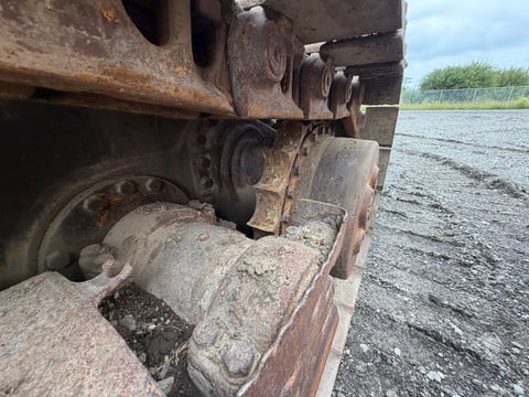 Inoperable Caterpillar 963 Crawler Loader — photo 13