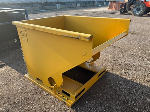 Kit Containers 2 Yard Self Dumping Hopper — photo 2