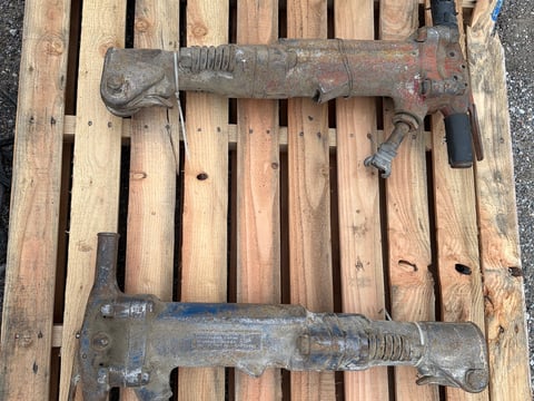 Qty of (2) Pneumatic Paving Breakers — photo 3