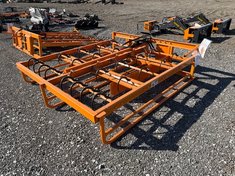 2026 LandHonor Hag-12-24Q Skid Steer Hay Accumulator Grapple, 8-10 Square Bale (Unused) — photo 2