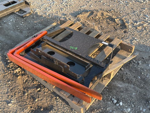 Kit Containers 36" Mini Universal Attach Fork Frame W/36" Forks — photo 4