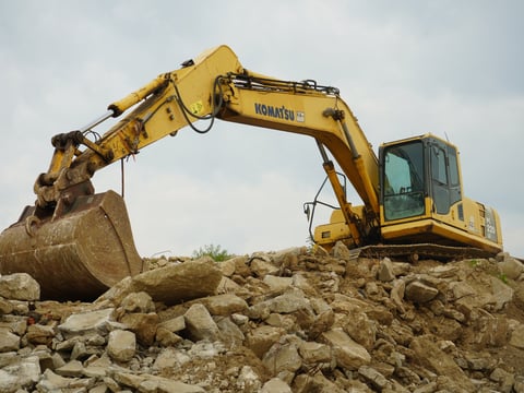 2006 Komatsu PC220LC-8 Hydraulic Excavator — photo 1
