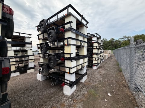Qty of (6) 2027 Carry-On Trailers Z5X8GW2K — photo 4