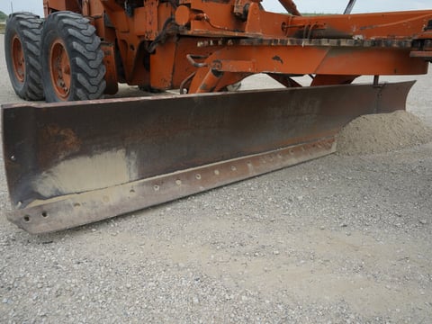 Champion 710A Motor Grader — photo 14