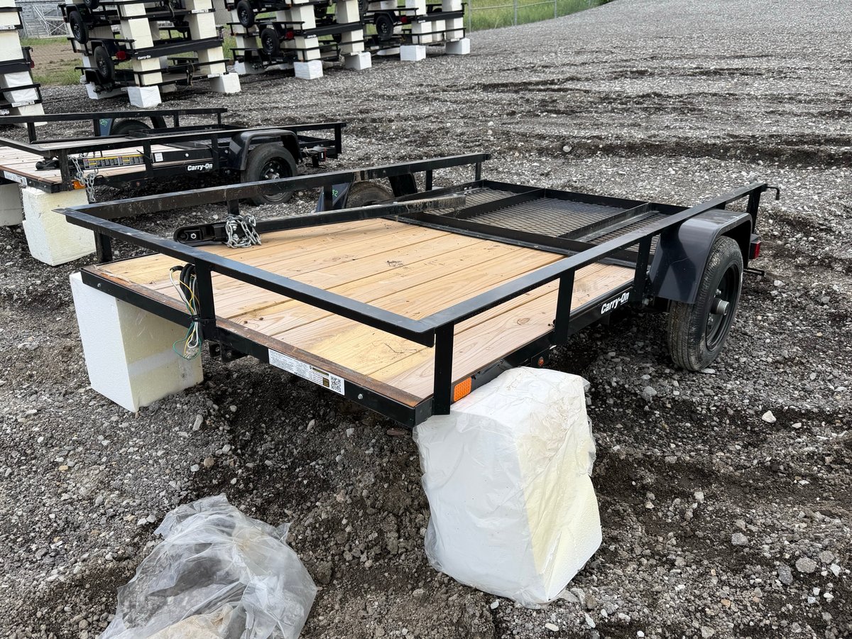 2027 Carry-On Trailer Z5X8GW2K